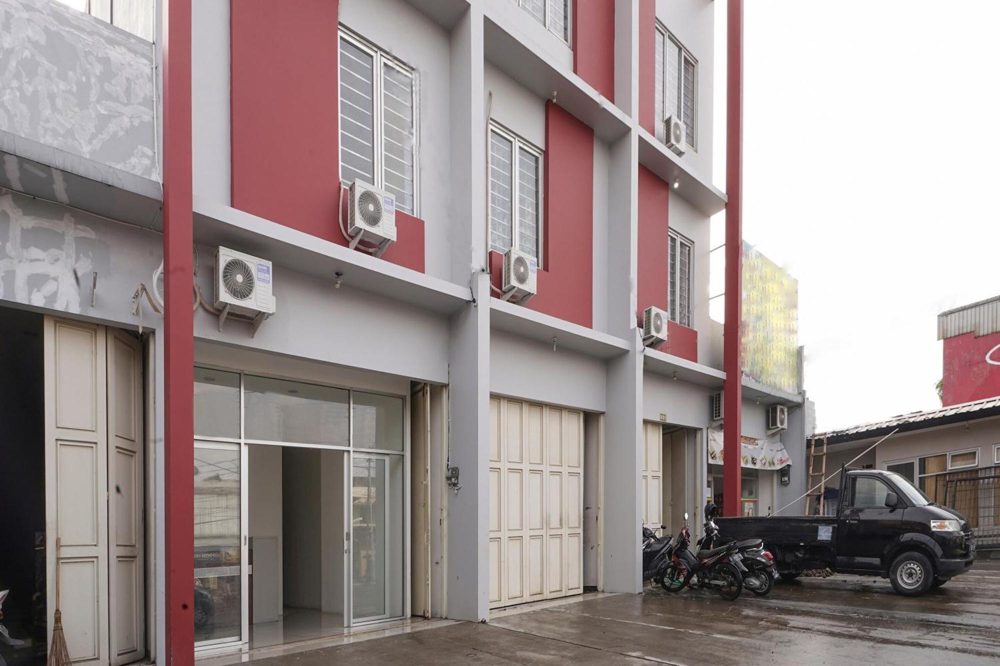Super Oyo 2183 Cibeureum Residence Bandung Ngoại thất bức ảnh