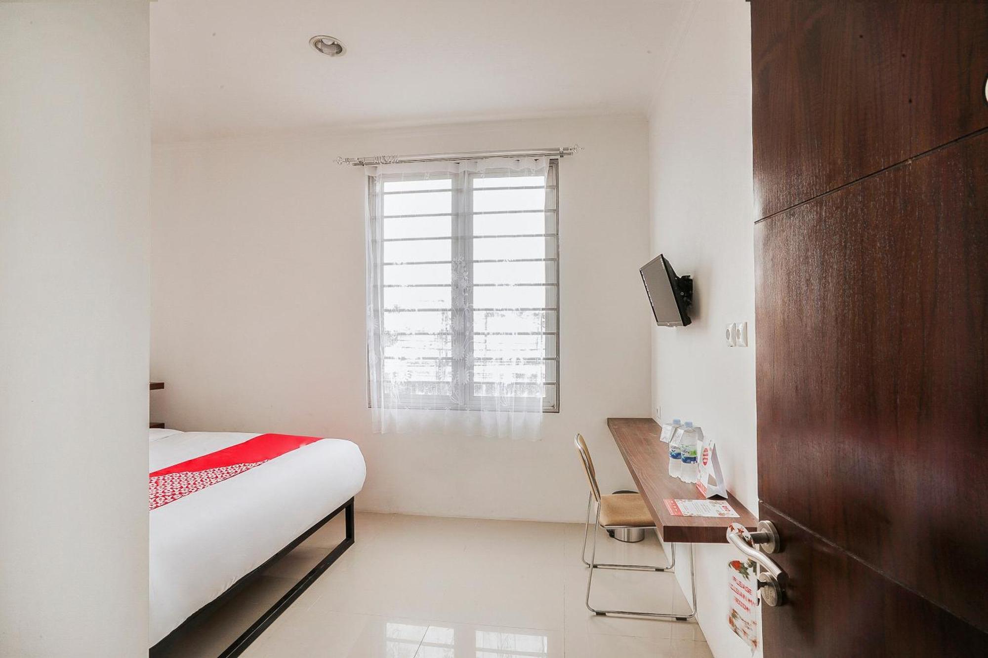 Super Oyo 2183 Cibeureum Residence Bandung Ngoại thất bức ảnh